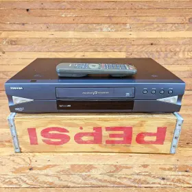 M-774 Toshiba Vintage M774 Vhs Vcr Player With Remote Tested Working Video