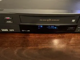 M-785 Toshiba Vcr Video Cassette Recorder No Remote Tested And Working M-785 Toshiba Vcr Video Cassette Recorder No Remote Tested And Working