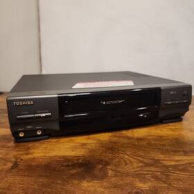 Toshiba M449 M-449 Vhs Vcr Video Cassette Recorder Tested No Remote