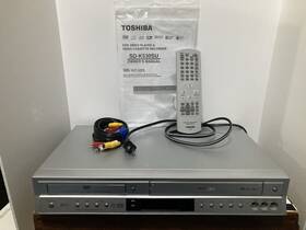 Toshiba Sd-k5305u Dvd/video Player And Recorder With Controller Manual Power Plugs