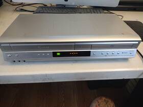 Toshiba Sd-v280 Dvd / Vcr Combo Unit Model Working No Remote Control Preowned