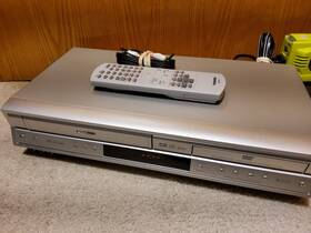 Toshiba Sd-v392 Dvd Vcr Player Recorder Combo Hi-fi Stereo With Remote A/v Cables