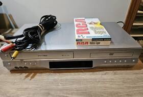 Toshiba Sd-v393su1 Combo Dvd Vhs Player Vcr Tested