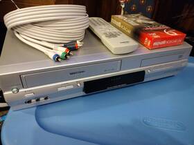Toshiba Sd-v394 Dvd/vcr Combo Player Vhs Vcr With Remote Tested Working Hookups