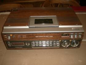 Toshiba V-5310t Vintage Betamax Vcr Model