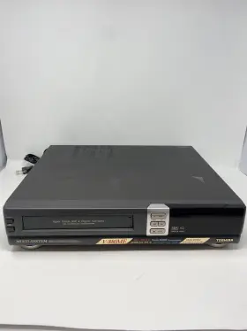 V-880me Toshiba Vintage Rare Vhs Video Cassette Recorder Made In Japan Read