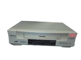 Toshiba V-e28 Vcr Pal/ntsc/mesecam-multisystem-worldwide No Remote Uk Plug