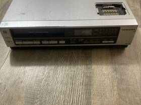 Toshiba V-m411 V-m41 1 Beta Betamax Vcr Video Cassette Recorder Silver Vintage Japan
