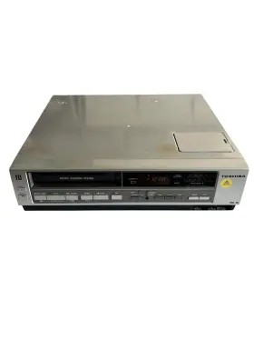 V-m412 Toshiba Vintage Beta Video Cassette Recorder 1984 Powers On Untested
