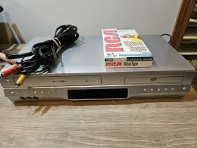 V393su1 Toshiba Vcr Dvd Combo Player Vhs Recorder Sd - No Remote Tested