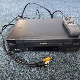 Toshiba W-512c Used Condition Vcr Video Cassette Recorder Model W512c With Remote Works
