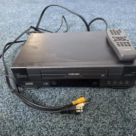 W-512c Toshiba Used Condition Vcr Video Cassette Recorder Model W512c With Remote Works