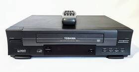 Toshiba W-55 4-head Stereo Hifi Vcr Vhs Player Recorder Deck -tested With Remote