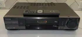 W-804 Toshiba Vcr Tape Video Cassette Recorder Vhs Player And Remote Tested W-804 Toshiba Vcr Tape Video Cassette Recorder Vhs Player And Remote Tested