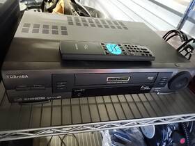 Toshiba W-808 Hi-fi/s-vhs Video Cassette Recorder 6 Head Model Used Good