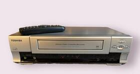 Toshiba W425 4head Vcr Video Cassette Player Vhs With Remote Working