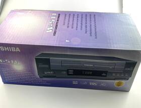 Toshiba W511 W-511 Vcr Vhs Video Cassette Recorder Player With Remote - Tested