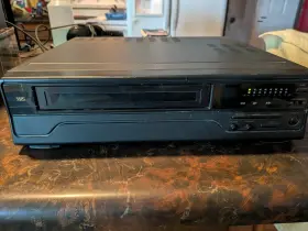 Vcp101 Vhs Curtis Mathes Player For Parts Or Repair Powers On Briefly
