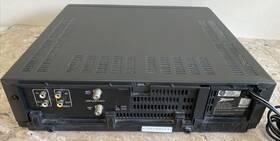 Zenith Vr1810 Vcr Vrl4170-4 On Screen Programming 4head For Repair Or Parts Eats Tapes