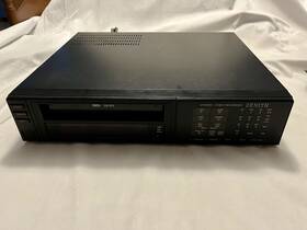 Zenith Vr3200 Stereo Hi-fi Vhs Vcr Video Cassette Player With Remote And Cables