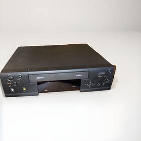 Zenith Vr4156 Vcr Plus 4-head Video Cassette Recorder Remote Included