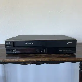Vrd-600hf Zenith Vhr Player Stereo Audio/video Recorder Vintage Vrd-600hf Zenith Vhr Player Stereo Audio/video Recorder Vintage