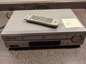 Zenith Vre-4122 Vrc Player Vhs Tested Works With Remote