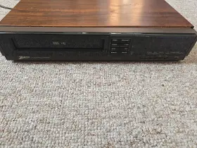 Vrf165 Zenith Video Cassette Recorder