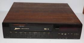 Zenith Vrg265 Vcr Vhs Player Wood Grain - No Remote Power Parts Or Repair