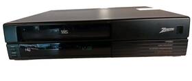 Zenith Vrg90 Vcr 4-head Hi-fi Vhs Player Recorder - Tested And Working No Remote