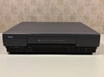 Rca VR327A Vhs Player Recorder On Screen Programming Working -no Remote Used. Price: $50.00.