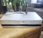 Rca Drc 6100N Dvd Vhs Vcr Combo Player Recorder 4 Head Hi-fi Silver Tested Used. Price: $60.00.