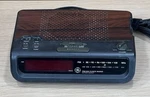 Ge Alarm Clock Model: 7-4613A-AM/FM-CORDED/BATT.BKUP.-1994-TESTED Works Unspecified. Price: $14.62.
