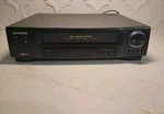 Samsung Vr 5607 Da 4 Head System Vhs Hq Vcr Vintage..no Remote Used. Price: $49.99.