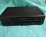 Symphonic SE226D 4-HEAD Vhs Hq Video Cassette Recorder Vcr Mpn Used. Price: $30.55.