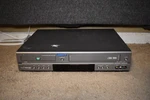 Samsung DVD-V2000 Vcr Vhs Combo Player 4 Head Hi-fi Video Tested Used. Price: $69.95.