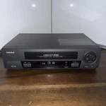 Admiral Vcr Cassette Player # Jsj 20455 Head Hi-fi Stereo No Remote *see Video Used. Price: $39.99.