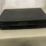 Philips Magnavox Vcr Plus Vhs Player 4HEAD Hifi VRX364AT21 For Parts Tested. Price: $12.00.