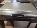 Toshiba SD-26VSR Vhs Video Recorder Dvd Player Combo No Remote Untested Used. Price: $30.00.