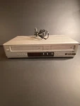 Radioshack Accurian ADR-0106 Vcr/dvd Combo Player Used. Price: $34.99.