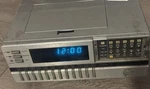 Vintage Hitachi Video Tuner / Syntonisateur Model VT-TU65A Powers Up For. Price: $25.00.
