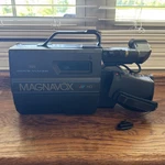 Magnavox Movie Maker Model VR9240AV01 Vhs Video Camcorder Watch Untested. Price: $16.20.