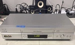 Sony SLV-N750 Vhs Vcr Video Cassette Recorder Player Hi-fi Silver No Remote Used. Price: $79.99.